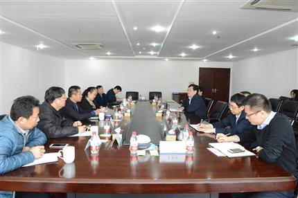 中原工學(xué)院副校長(zhǎng)、首航資本CEO一行到訪河南航投